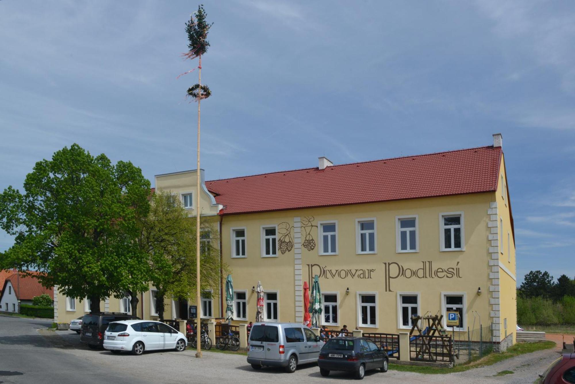 Penzion Pivovar Podlesi Pribram Ngoại thất bức ảnh